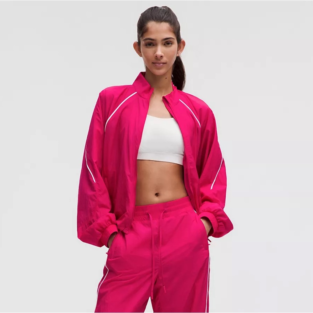 ✨NWT✨ Lululemon License to Train Lightweight Jacket